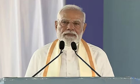 மேற்காசிய மோதல் விவகாரம்; காங்கிரஸ் கட்சி அரசியல் விளையாட்டில் ஈடுபடுகிறது:  பிரதமர் மோடி குற்றச்சாட்டு
