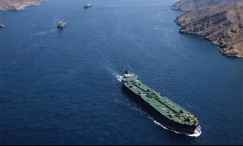 

ஹார்மூஸ் ஜலசந்தியை கடக்க இந்திய கப்பல்களுக்கு ஈரான் அனுமதி: எரிபொருள் தட்டுப்பாடு நீங்குமா? 

