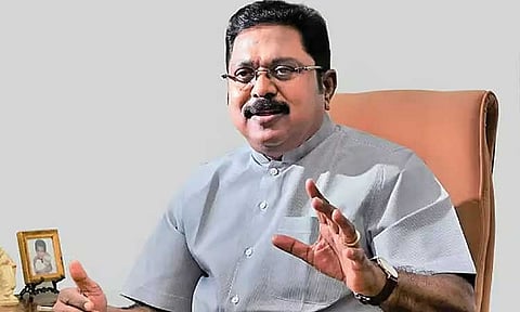 வழக்குகளை ரத்து செய்யக்கோரி மனு - டி.டி.வி.தினகரன் நேரில் ஆஜராக ஐகோர்ட்டு உத்தரவு