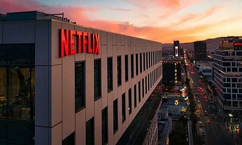 நெட்பிளிக்ஸ் நிறுவனத்தில் திடீர் பணிநீக்கம்;ஊழியர்கள் அதிர்ச்சி