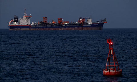 
ஹார்மூஸ் ஜலசந்தியில் இந்திய கொடியுடன் கூடிய 2 சரக்கு கப்பல்களுக்கு ஈரான் அனுமதி

