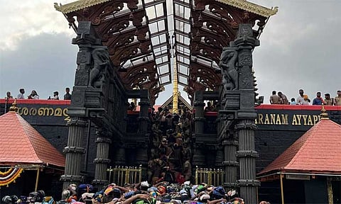 சபரிமலை அய்யப்பன் கோவில் நடை திறப்பு