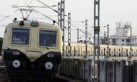 பெங்களூரு, திருப்பத்தூர் மின்சார ரெயில் சேவையில் பகுதி தூரம் ரத்து - தெற்கு ரெயில்வே தகவல் 