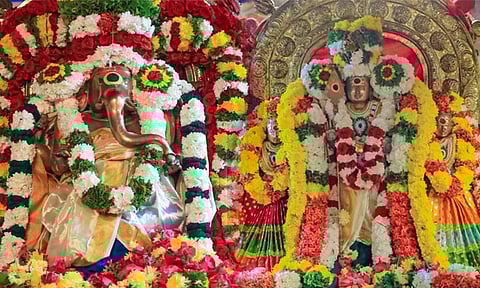 சுவாமி வீதி உலா