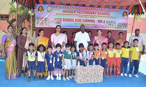 சென்னையில் சிவந்தி ஆதித்தனார் பள்ளியில் குழந்தைகள் திருவிழா: குடும்பத்தினர் பங்கேற்பு