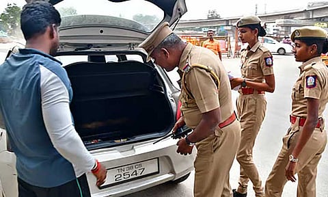 உடனடியாக அமலுக்கு வந்த தேர்தல் நடத்தை விதிகள்: முழு விபரம் இதோ... 