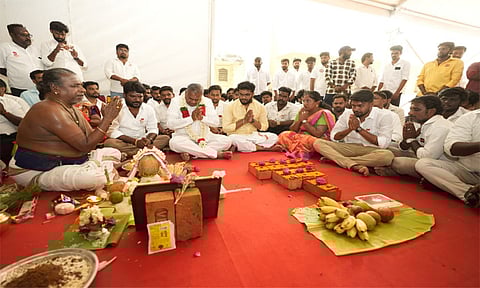 பெரம்பூர் தொகுதியில் தவெக அலுவலக திறப்பிற்காக பூமி பூஜை