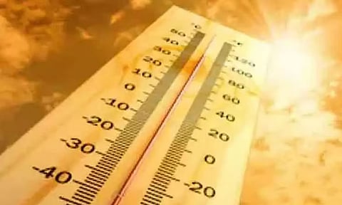 தமிழ்நாட்டில் இரண்டு இடங்களில் சதம் அடித்த வெயில் 