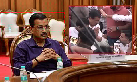 டெல்லி தீ விபத்தில் பலியானோரின் குடும்பத்தினரை சந்தித்து கெஜ்ரிவால் ஆறுதல்
