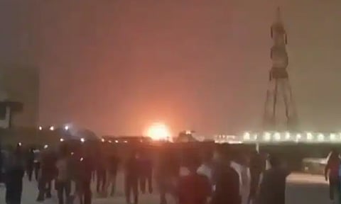 கத்தாரில் உள்ள உலகின் மிகப்பெரிய எண்ணெய் ஆலை மீது ஈரான் தாக்குதல்: டிரம்ப்  கடும் கோபம்