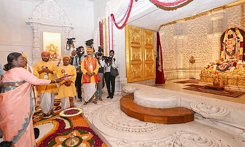 அயோத்தி ராமர் கோவிலுக்கு ஜனாதிபதி திரவுபதி முர்மு வருகை
