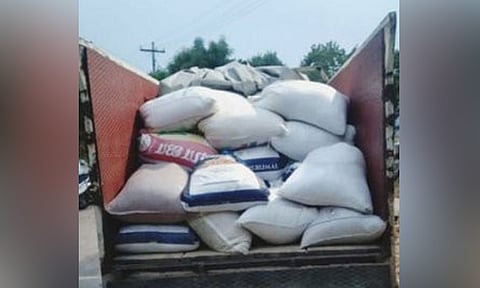 கோவில்பட்டியில் லோடு வேனில் 1.1 டன் ரேஷன் அரிசி பறிமுதல்