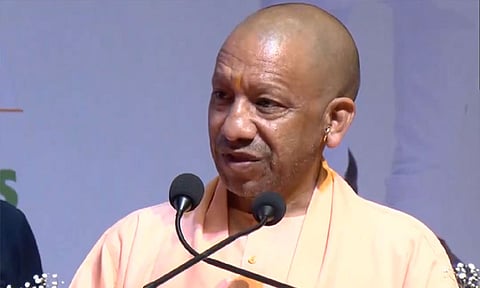 பத்து மகன்கள் ஒரு மரத்திற்கு சமம்; உலக வெப்பமயமாதல் குறித்து யோகி ஆதித்யநாத் பேச்சு
