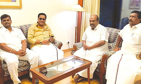 
புதுச்சேரி: நாளையுடன் நிறைவடையும் வேட்புமனு தாக்கல்.. இன்னும் முடிவுக்கு வராத காங். - திமுக  தொகுதிப்பங்கீடு