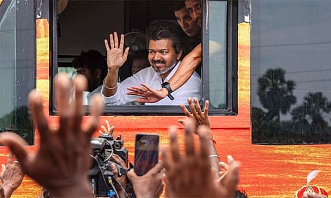 வேட்பாளர்கள் அறிவிக்கப்பட்ட நிலையில் திடீர் திருப்பம்: புதுவையில் கூட்டணி அமைத்தது தவெக