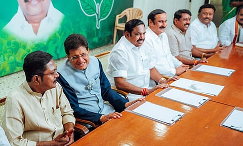 அ.தி.மு.க. கூட்டணியில் தொகுதி பங்கீடு: பா.ஜ.க. -27, பா.ம.க.-18, அ.ம.மு.க. -11 தொகுதிகளில் போட்டி