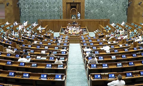 32 திருத்தங்களுடன் 2026 நிதி மசோதா மக்களவையில் நிறைவேற்றம்