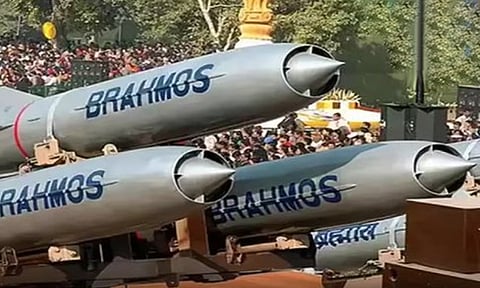 800 கி.மீ தூரத்தை தாக்கும் ஏவுகணைகள்: இந்தியா புதிய திட்டம்