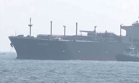 
எல்.பி.ஜி. வாயுவுடன் புதிய மங்களூர் துறைமுகம் வந்த சரக்கு கப்பல்
