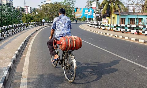 கொரோனா காலத்தை போல நாடு முழுவதும் லாக்டவுன்  பிறப்பிக்கப்படுகிறதா? மத்திய அரசு விளக்கம்