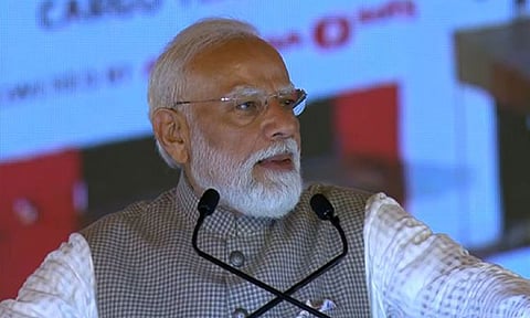 இந்தியாவின் புதிய வலிமை; நொய்டா சர்வதேச விமான நிலையத்தை தொடங்கி வைத்து பிரதமர் மோடி பேச்சு
