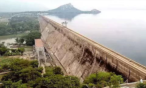 மேட்டூர் அணைக்கு நீர்வரத்து 717 கனஅடியாக அதிகரிப்பு
