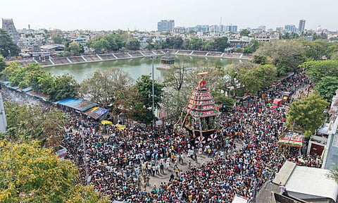 கபாலீசுவரர் கோவிலில் இன்று தேரோட்டம்