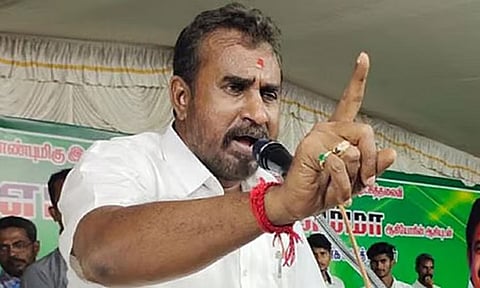 கோவையில் எங்களை எதிர்த்து யார் போட்டியிட்டாலும் வெல்ல முடியாது: எஸ்.பி. வேலுமணி