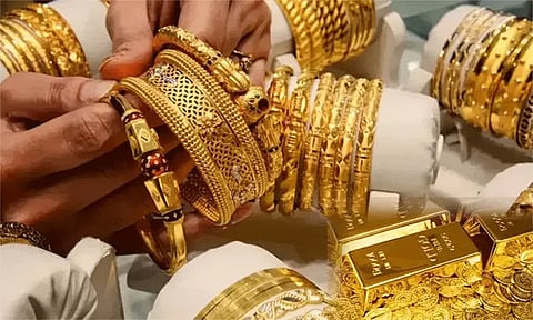 சற்று குறைந்த தங்கம் விலை.. இன்றைய நிலவரம் என்ன..? 