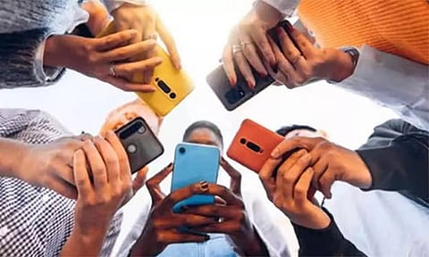 செல்போன் செயலியில் கடன்.. விண்ணப்பித்தவரின் புகைப்படத்தை ஆபாசமாக சித்தரித்து பணம் பறிப்பு