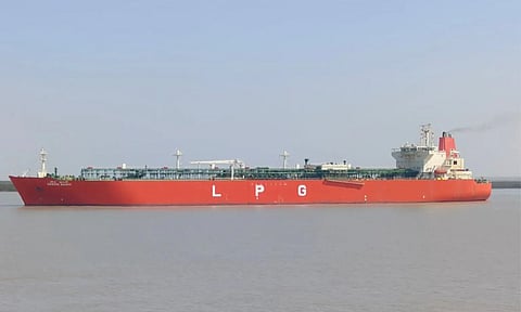 ஹார்முஸ் ஜலசந்தி: பாதுகாப்பாக கடந்த 7-வது இந்திய எல்.பி.ஜி கப்பல் கிரீன் சான்வி
