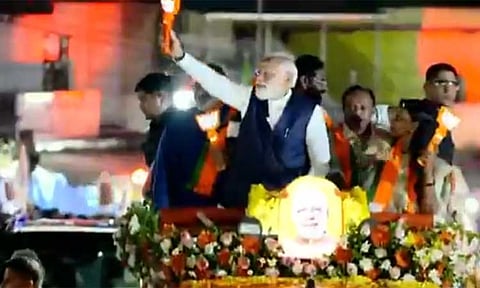 கேரளம்: திருவனந்தபுரத்தில் பிரதமர் மோடி ரோடு ஷோ