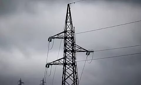 தமிழகத்தில் உச்சம் தொட்ட மின்சார பயன்பாடு:  ஒரே நாளில் 43.47 கோடி யூனிட் நுகர்வு