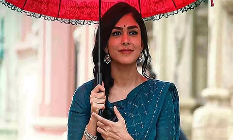 படங்களின் தேர்வு குறித்து மனம் திறந்த நடிகை மிருணாள் தாக்கூர்