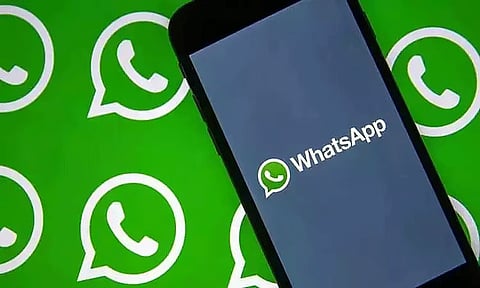 
முகப்பு படம் வைக்காவிட்டாலும் காட்டும்.. வாட்ஸ் அப்பில் வரப்போகும்  சூப்பர் அப்டேட்