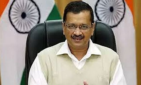 அரவிந்த் கெஜ்ரிவால் டெல்லி ஐகோர்ட்டில் ஆஜர்: நீதிபதியை விலக கோரிய வழக்கு