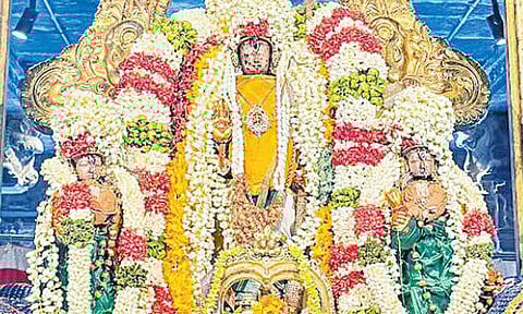 ஸ்ரீதேவி பூதேவி சமேத வரதராஜ பெருமாள்