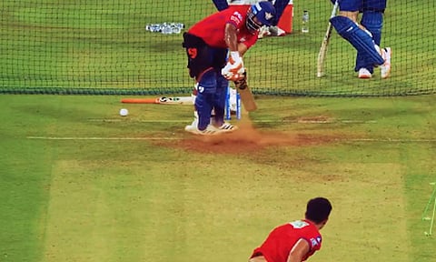 பயிற்சியில் யார்க்கர் வீசி அசத்திய அர்ஜுன் தெண்டுல்கர்...வீடியோ