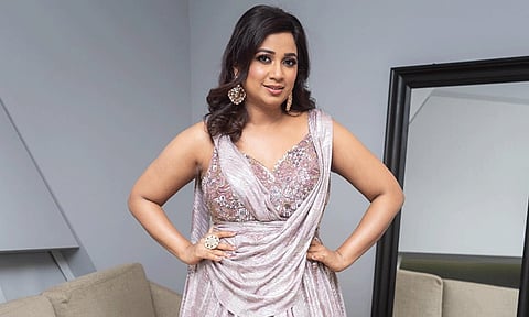 மும்பையில் சொந்தமாக குடியிருப்பு வாங்கிய ஸ்ரேயா கோஷல்..விலை எவ்வளவு தெரியுமா?