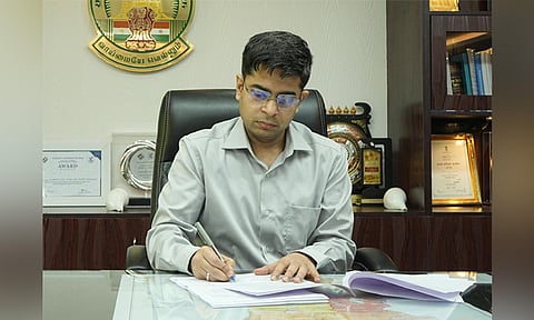 தூத்துக்குடியில் பறக்கும் படையினர் இதுவரை ரூ.77 லட்சம் பறிமுதல்: கலெக்டர் தகவல்