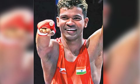 ஆசிய குத்துச்சண்டை; தங்கம் வென்ற தமிழக வீரர் 