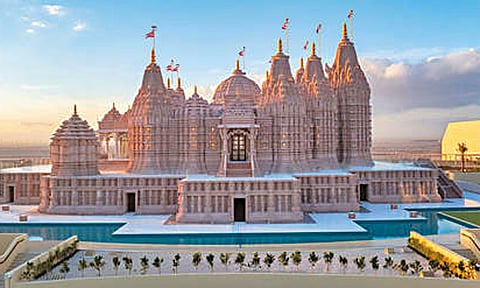 தற்காலிக போர் நிறுத்தம்: அபுதாபி இந்து கோவில் நாளை மறுநாள் மீண்டும் திறப்பு