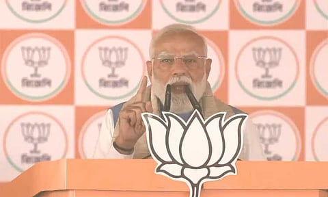 மேற்கு வங்காளத்தில் பாஜக ஆட்சி அமைத்தால் அகதிகளுக்கு குடியுரிமை - பிரதமர் மோடி 