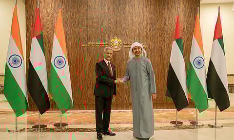 ஐக்கிய அரபு அமீரக வெளியுறவுத்துறை மந்திரியுடன் ஜெய்சங்கர் சந்திப்பு 

