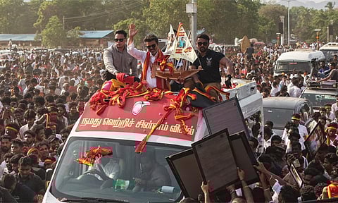 கன்னியாகுமரியில்  மீனவர்களுக்காக விஜய் அளித்த   வாக்குறுதிகள்