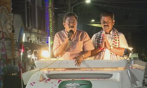 டிடிவி தினகரன் தேர்தல் பிரசார சுற்றுப்பயணத்தில் மாற்றம்; முழு விவரம் 

