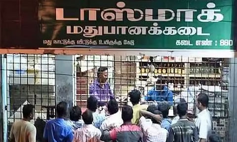 தமிழகத்தில் 3 நாட்களுக்கு டாஸ்மாக் கடைகளை மூட உத்தரவு
