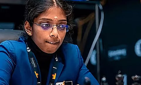 உலக செஸ் சாம்பியன்ஷிப் போட்டிக்கு வைஷாலி தகுதி பெறுவாரா ? 