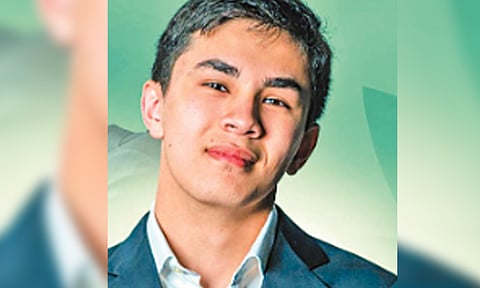 கேண்டிடேட்ஸ் செஸ்: முதலிடத்தை உறுதி செய்த உஸ்பெகிஸ்தான் வீரர்