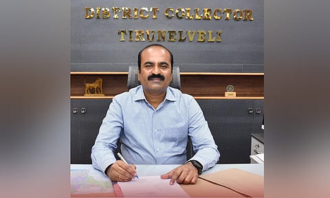 வாக்குப்பதிவு நாளன்று தொழிலாளர்களுக்கு ஒருநாள் ஊதியத்துடன் விடுமுறை : நெல்லை கலெக்டர் தகவல்